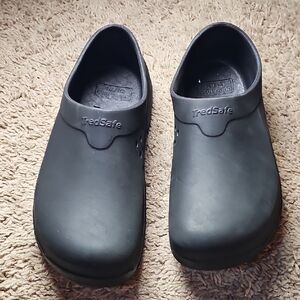 TredSafe Men's Black Slip-On Non Slip Loafers Oil & Slip Resistant Kitchen E15